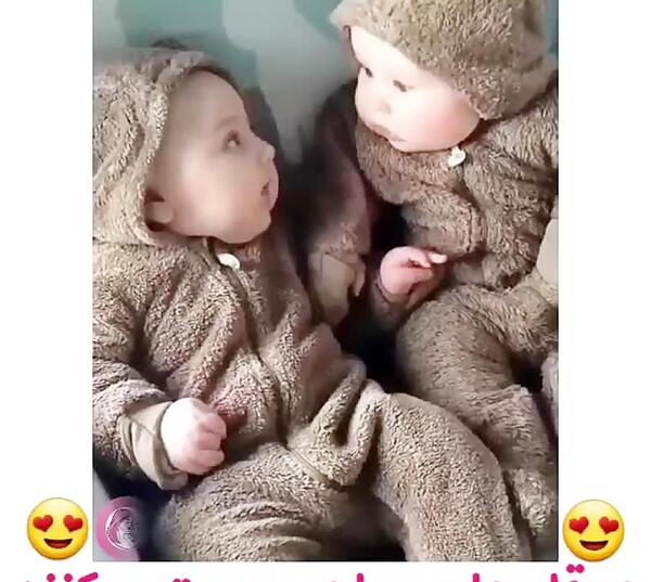 ژست عکس نوزاد دوقلو