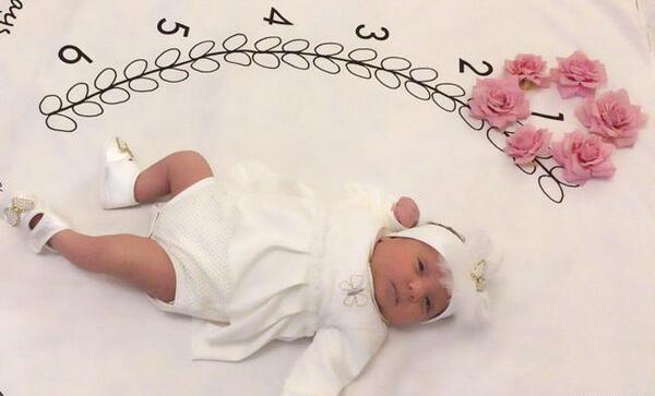 ژست عکس نوزادی جدید