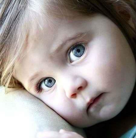 عکس نوزاد چشم آبی زیبا