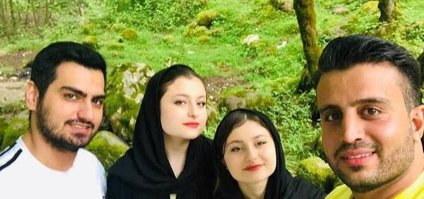 عکس چهار نفره دوستان