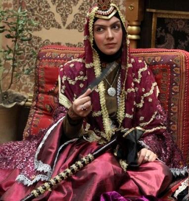 عکس پشت صحنه قهوه تلخ فرانسوی