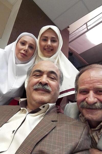 عکس پشت صحنه در حاشیه 1 کامل