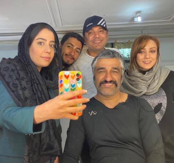 عکس پشت صحنه ی سریال زیرخاکی