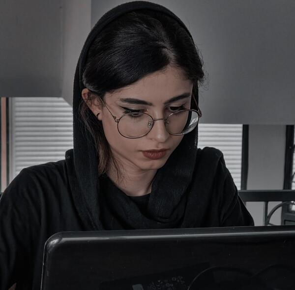 عکس پشت صحنه فیلم به انگلیسی