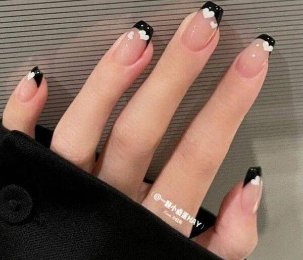 عکس ناخن های زیبا با لاک