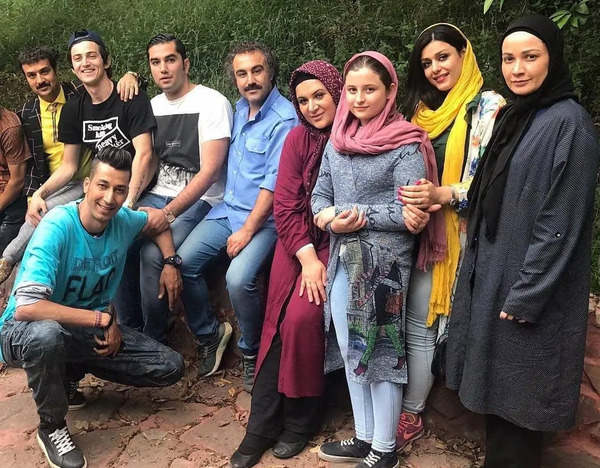 عکس پشت صحنه خنده دار پایتخت ۶ کامل