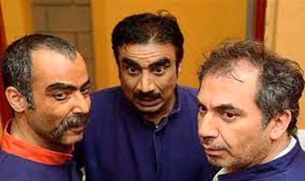 عکس پشت صحنه خنده دار سریال در حاشیه