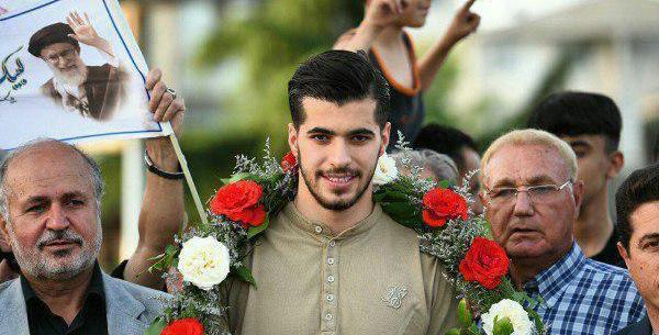 عکس پشت صحنه خندوانه سعید عزت اللهی