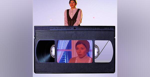 عکس پشت صحنه دوبله مریم شیرزاد