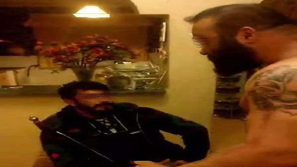 عکس خالکوبی پشت کمر وحید مرادی