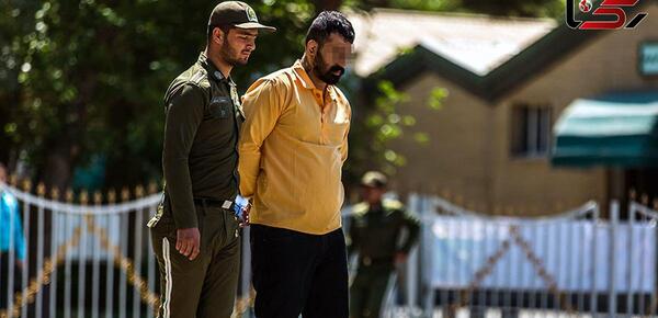 عکس زن وحید مرادی در استخر