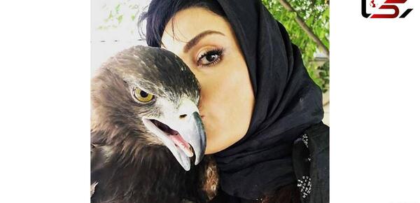 همسر عکس زن وحید مرادی در استخر