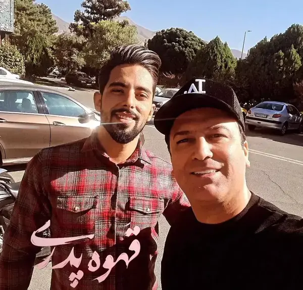 عکس حامد آهنگی پشت صحنه شب اهنگی