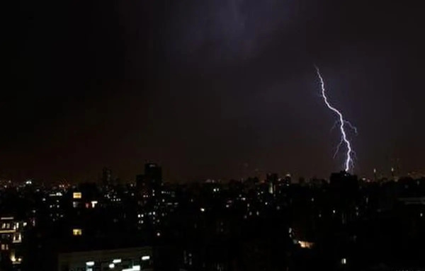 عکس وحشتناک ترین رعد و برق جهان