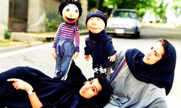 عکس پشت صحنه عروسک گردانی کلاه قرمزی