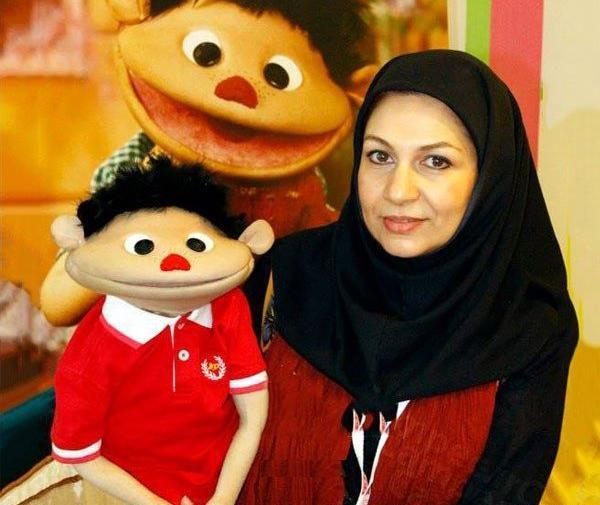 عکس پشت صحنه عروسک گردانی کلاه قرمزی