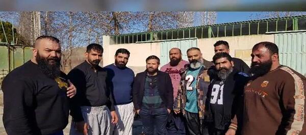 عکس پشت صحنه قورباغه کامل