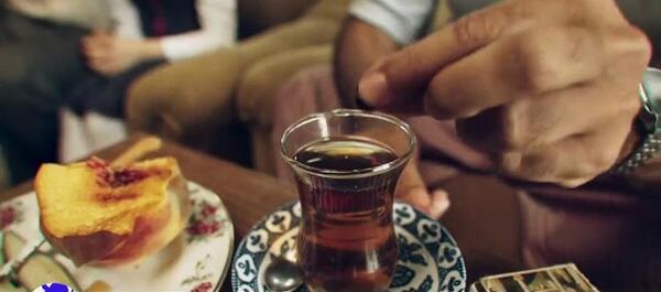 عکس پشت صحنه قورباغه خنده دار
