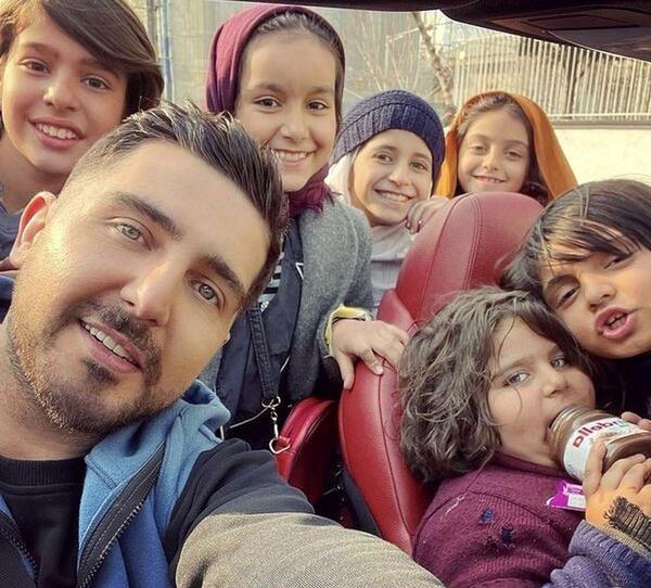عکس پشت صحنه ملکه گدایان ارمان درویش