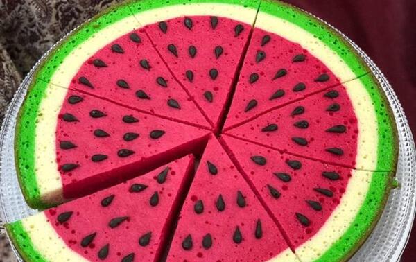 عکس کیک شب یلدا هندوانه