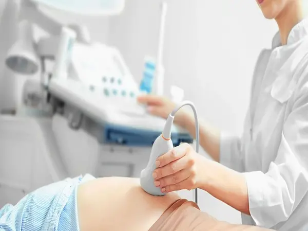 بهترین مرکز عکس رنگی رحم در مشهد
