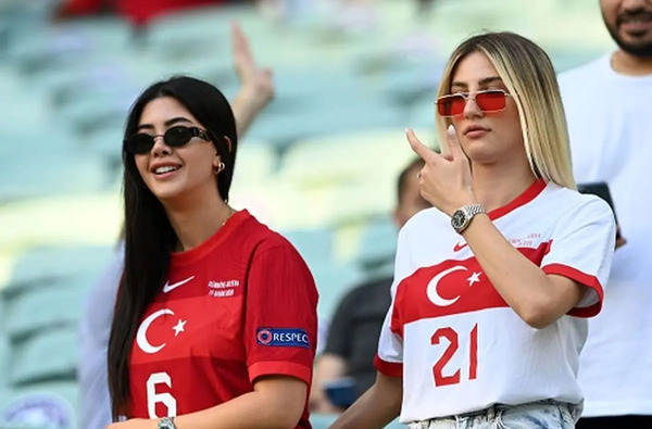 عکس تماشاگران زن یورو ۲۰۲۴
