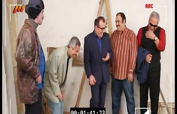 عکس پشت صحنه در حاشیه 1 قسمت 16