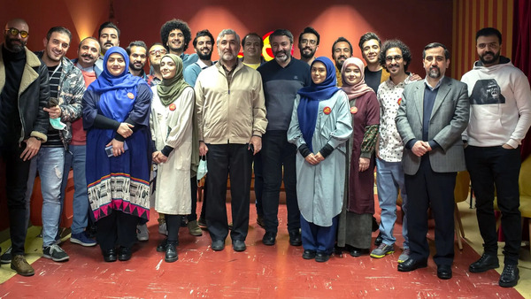 عکس مجری پشت صحنه خندوانه