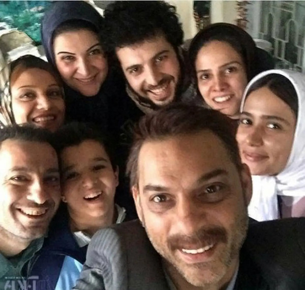 عکس پشت صحنه خنده دار ابد و یک روز