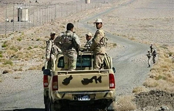 عکس نوشته سرباز مرزبانی