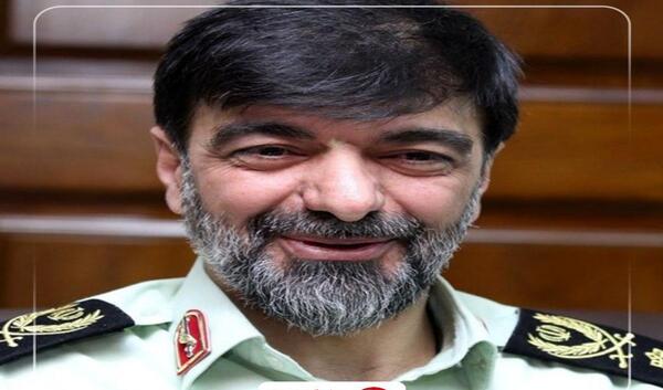 عکس سردار رادان با لباس مرزبانی