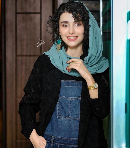 عکس لاله مرزبان در هوش سیاه