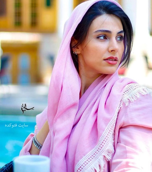 عکس بازیگر لاله مرزبان