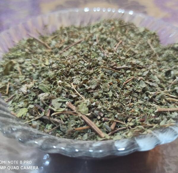 عکس گیاه مرزنجوش خشک شده