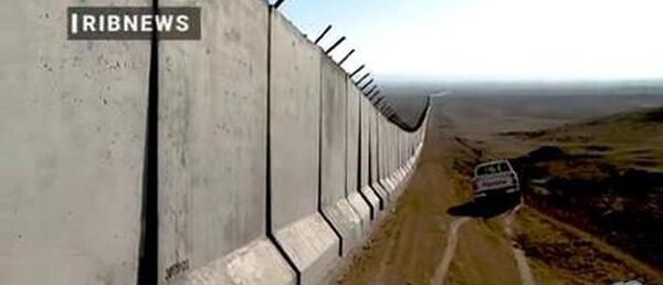 دیوار عکس مرز ایران و افغانستان