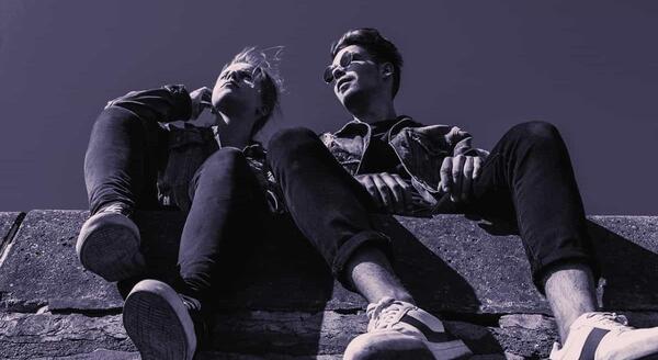 عکس دو دوست صمیمی کیوت