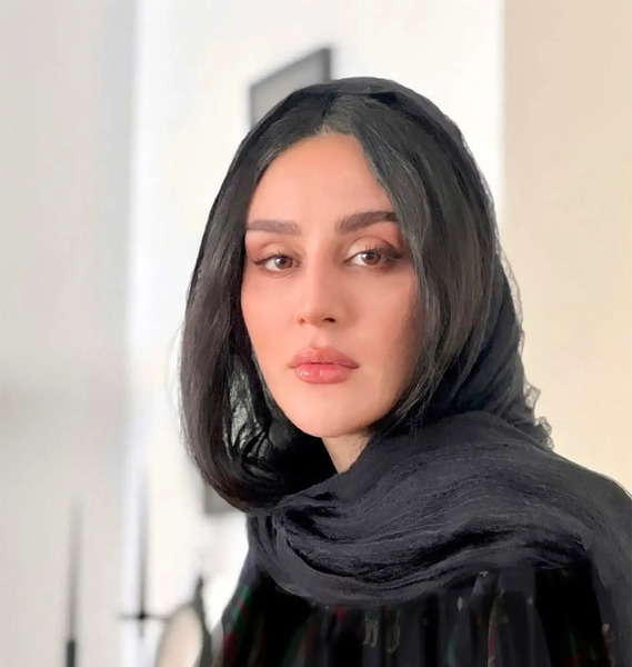 عکس دوست گلنار در گیل دخت