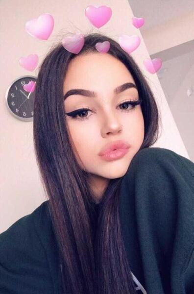 ژست عکس گرفتن با اسنپ چت