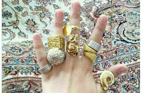 عکس دست دختر نی نی سایت