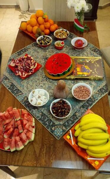 عکس کیک شب یلدا نی نی سایت
