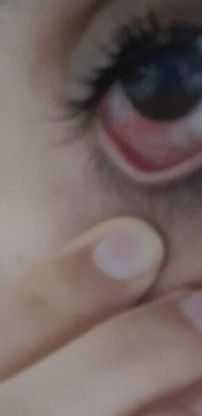 عکس مژه هاتون نی نی سایت
