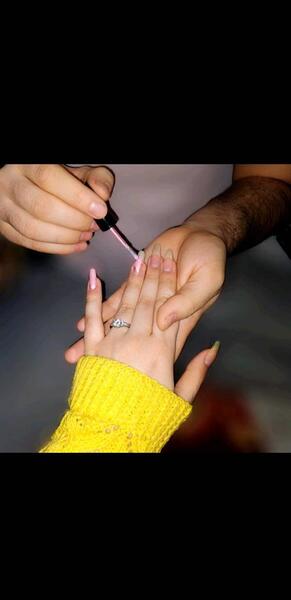 عکس ناخن بلند طبیعی نی نی سایت