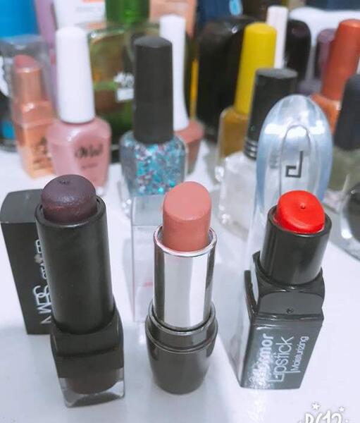 عکس رژ لباتون نی نی سایت