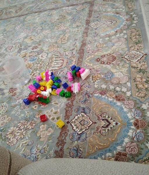 عکس از فرش هاتون نی نی سایت