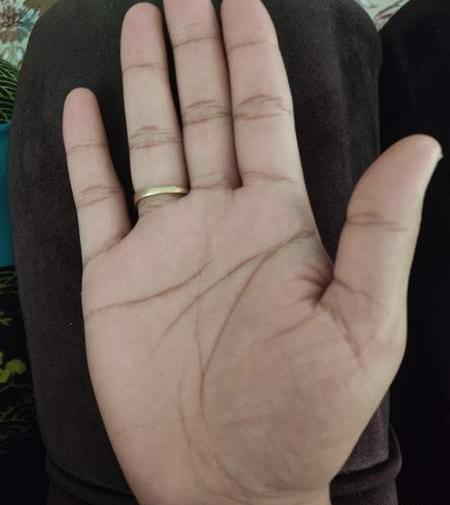 عکس کف دست نی نی سایت