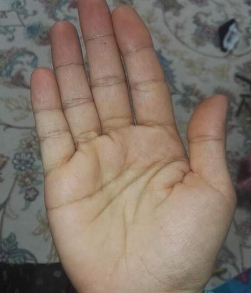 عکس کف دست نی نی سایت