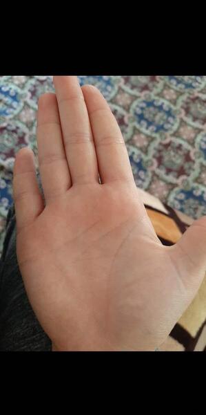 عکس کف دست نی نی سایت