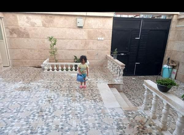 عکس حیاط خونتون نی نی سایت