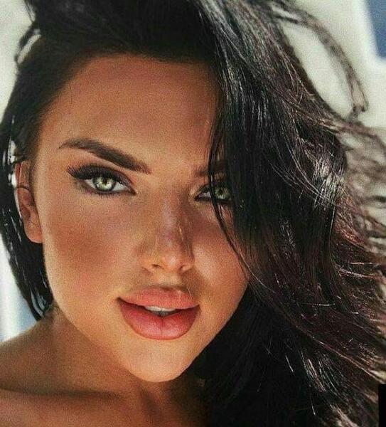 چهره مینیاتوری عکس یه دختر خوشگل نی نی سایت