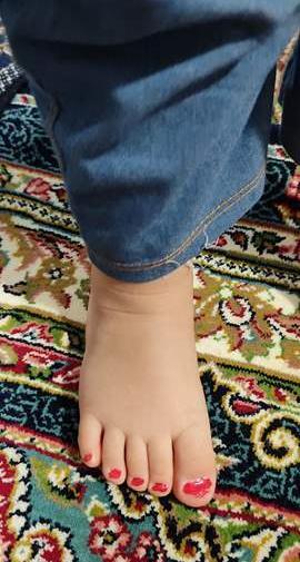عکس ساق پاهاتون نی نی سایت